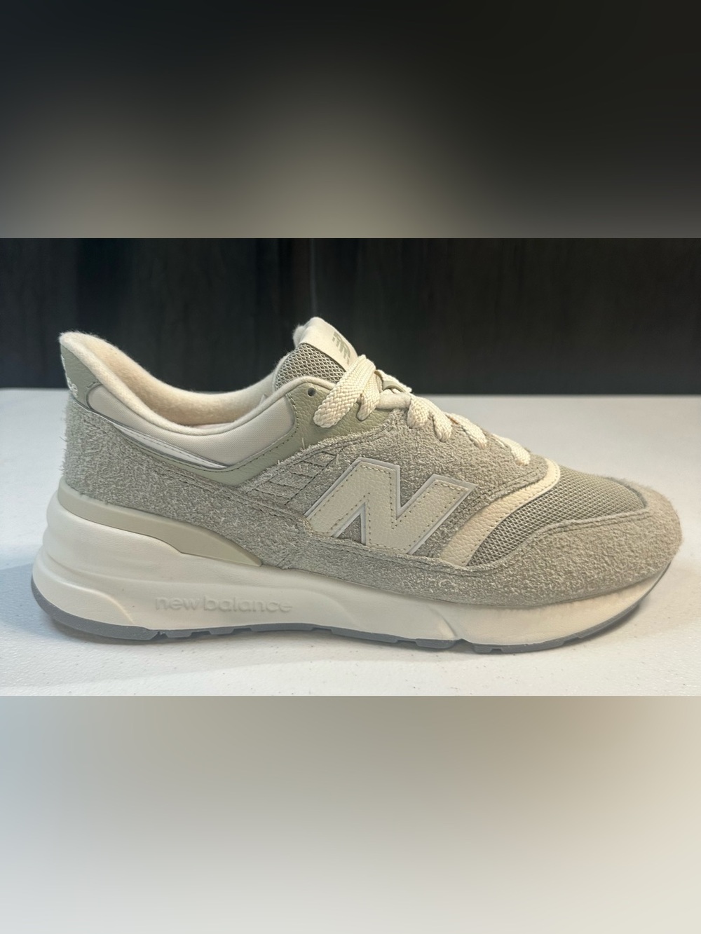 New Balance 997R Suede Sneakers U997REF Olivine/Linen Women’s 12.5 new w/out box - Picture 5 of 10